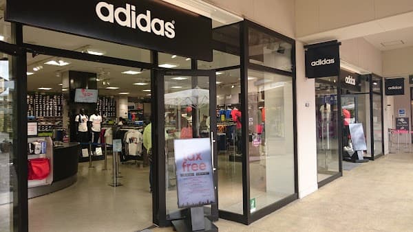 Adidas Factory Outlet - Mitsui Outlet Park Kisarazu