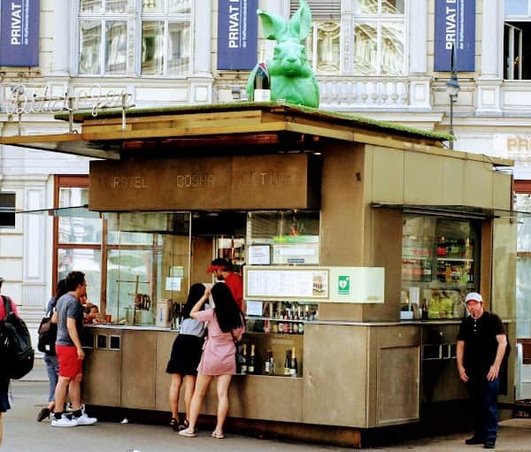 Bitzinger Würstelstand Albertina