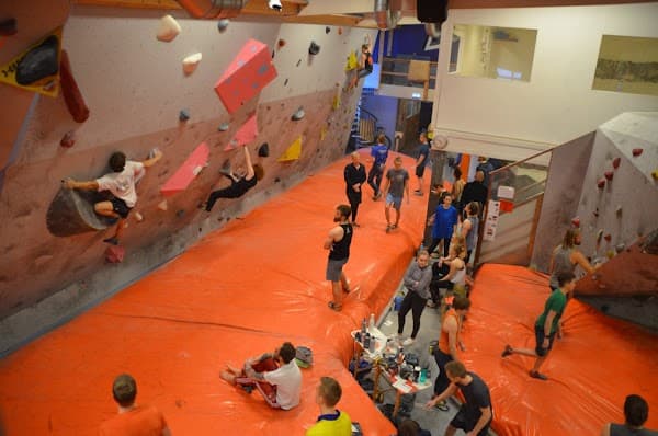 Steinn Boulder