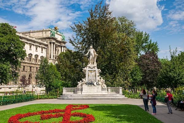 Mozart Monument