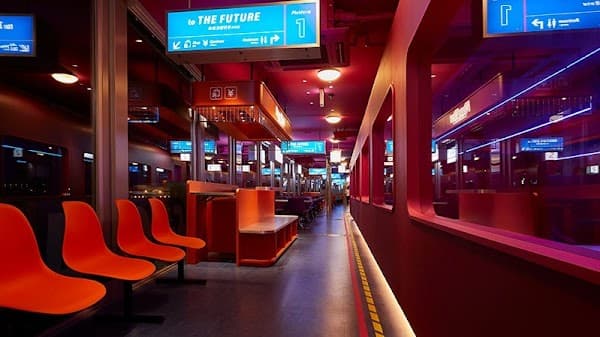 Future Train Kyoto Diner & Cafe