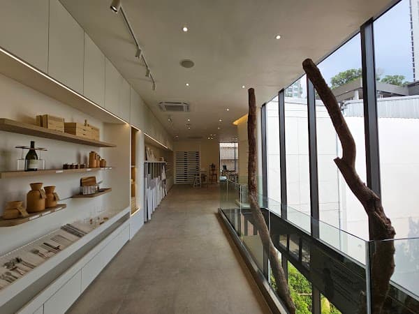 Apostofi House Sukhumvit 42