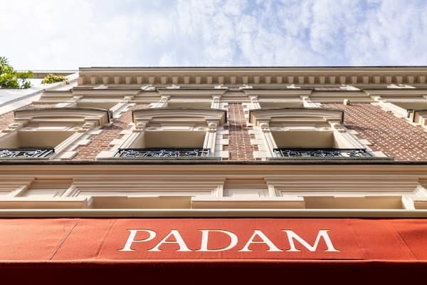 Padam Hotel