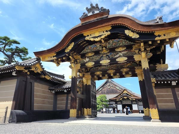 Honmaru Palace