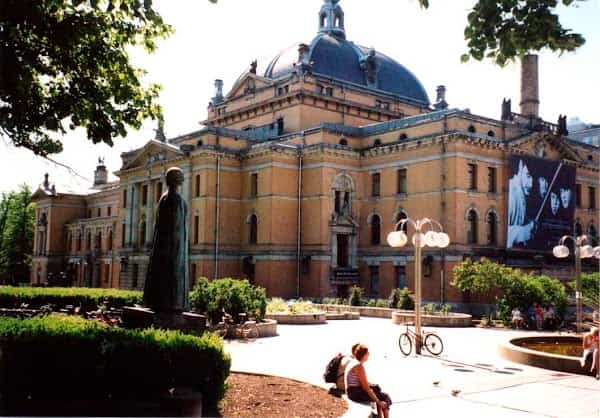 National Theatre