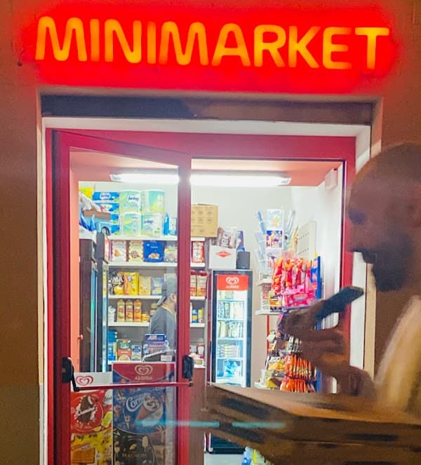 Minimarket - Cocktail & Vinili