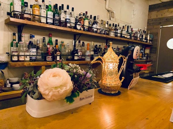 Café & Bar "Switch"