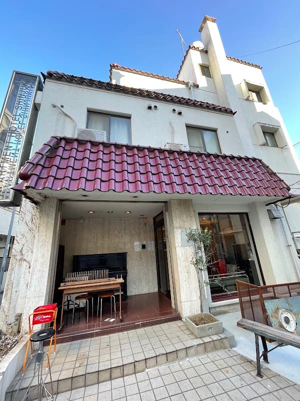 Shinjuku Apartment