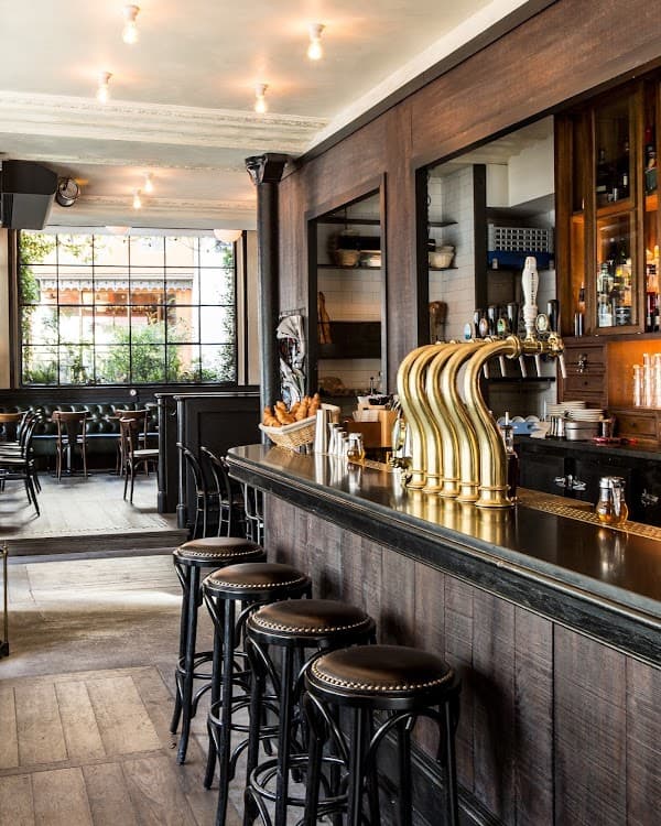 Bar Mabillon